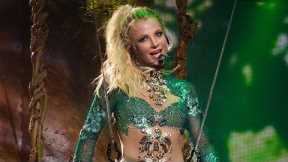 Britney Spears - Toxic (Live From Las Vegas)