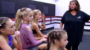 Dance Moms-NIA AND HOLLY DON'T SHOW UP FOR REHEARSAL AFTER THE BIG FIGHT(S2E10 Flashback)