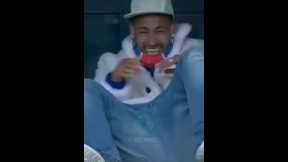 Neymar's reaction to Mbappe's play 😂🤣