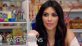 KUWTK | Kim Kardashian Gets Vocal With Paparazzo | E!