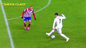 Cristiano Ronaldo Making Football Look Easy (Skills & Tricks w/ English Commentary)