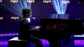 Kid Piano Prodigy Lydian Plays Blindfolded