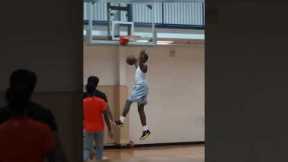 He has 50 inch vertical #dunk #dunking #lebron #anthonyedwards #kaicenat #viralvideo #michigan