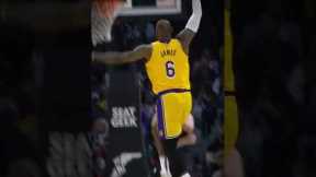 INSANE Lebron DUNK!!!  🐐🔥