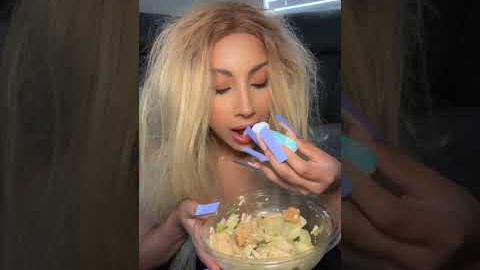Keeping up with BLONDE Kourtney #kardashians #realitytv #kuwtk #relatable #comedy