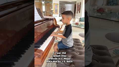 5 Year Old Piano PRODIGY Plays Prelude in C Major BWV 846 Js Bach 🎹 Jelijah Diaz #piano #prodigy