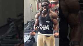 Cristiano Ronaldo DESTROYS Bodybuilder in Gym Challenge | CR7 vs Bodybuilder #shorts #ronaldo