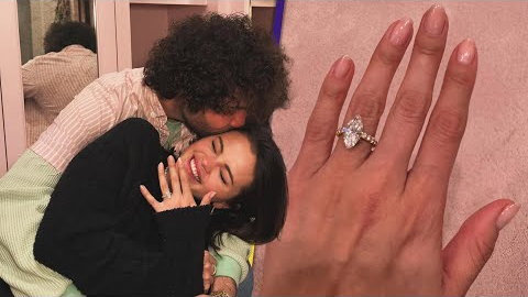 Selena Gomez ENGAGED to Benny Blanco!