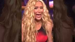 IGGY chooses NICKI or CARDI ?! #iggyazalea #nickiminaj #cardib #funnyinterview #barbz #pinkfriday2