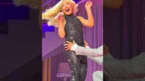 when Sabrina Carpenter SCREAMING for her life.. #celebrity