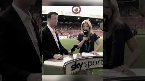 A heartwarming moment between athletes and journalists#kindness #athlete #fyp #foryoupage