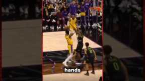 LeBron James Gets Things Started With a Powerful Dunk!💪