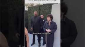 Selena was too embarrassed to let Benny greet her friends 😬💭 #SelenaGomez #BennyBlanco #SelenaFa