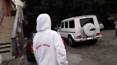 Justin Bieber gets angry with paparazzi for speaking ill of Selena Gomez, L.A, California