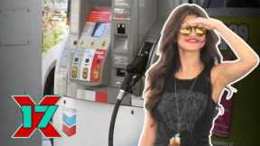 Selena Gomez Asks The Paps To Help Maneuver Her New Car [2013]