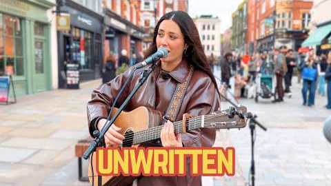 Street Singer Shocks Crowd with INSANE Vocals | Natalie Imbruglia - Unwritten