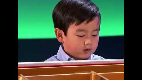 4 years old piano prodigy with 3 months experience Wowed Steve Harvey and audiences