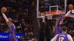LeBron James puts on a DUNK SHOW in 1st half vs Rockets 🔥🔥