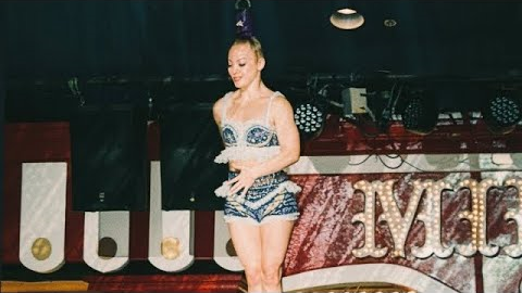 Cheryl Birch - hair hanging full act at Circus Circus Las Vegas July 2026 #circusarts #vegasshows 