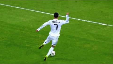 Cristiano Ronaldo 2010-2011 👑 Ballon D'or Level Skills, Freekicks, Showboating, Dribbling & Speed