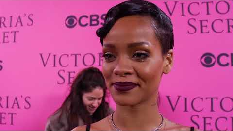 EPIC RIHANNA ANTM MOMENT