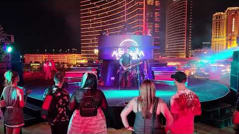 The Ashba Show on top Resorts world - Las Vegas GDM Hava Nagila with inline skater