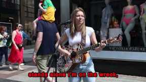 Busking Magic… Zoe Clarke Shines with “Little Lion Man” on Grafton Street, with Lyrics'