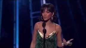 Rihanna wins Billboard Music Awards 2016